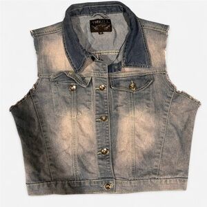 Women’s 2X Distressed denim vest with frayed arms